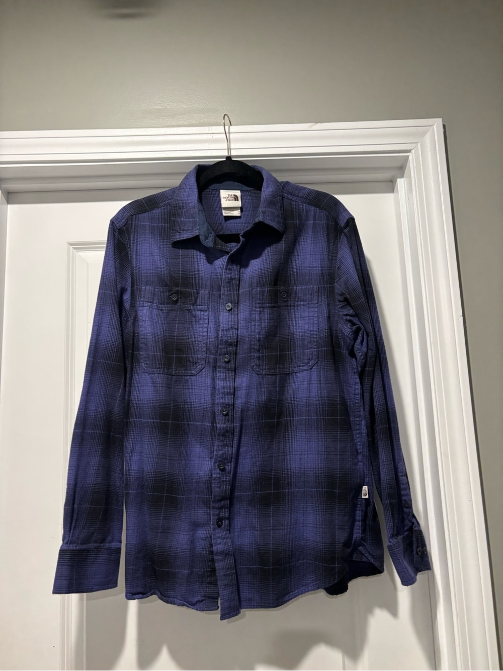 The North Face Arroyo Light Weight Button-Down Flannel Blue Black Plaid Size Med
